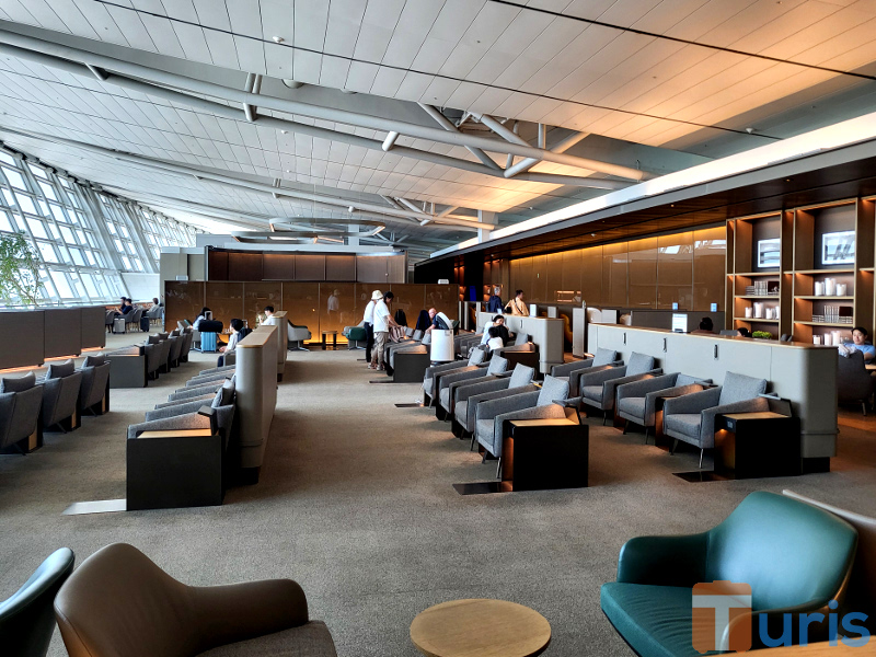 Review: Asiana Business Lounge East at Incheon Airport Terminal 1